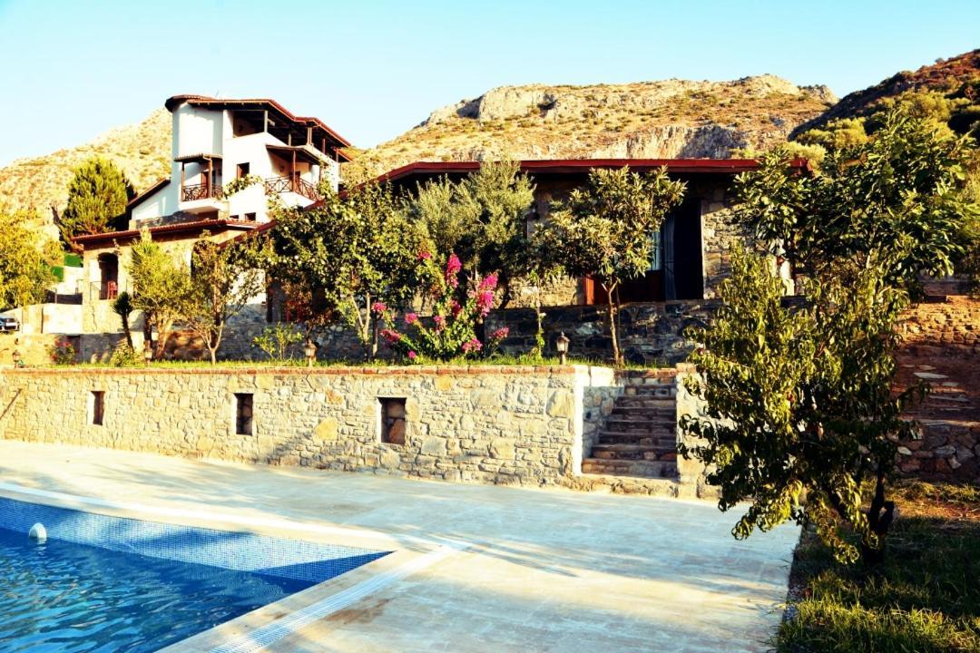 Pir Efes Konaklari İzmir Buitenkant foto